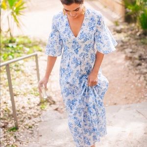 Tuckernuck Blue and White Ginger Dress *NWT*